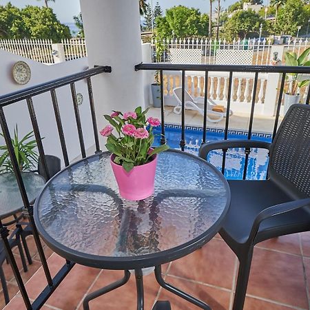 Villa Pura - Private Jacuzzi & Heated Pool Nerja Esterno foto