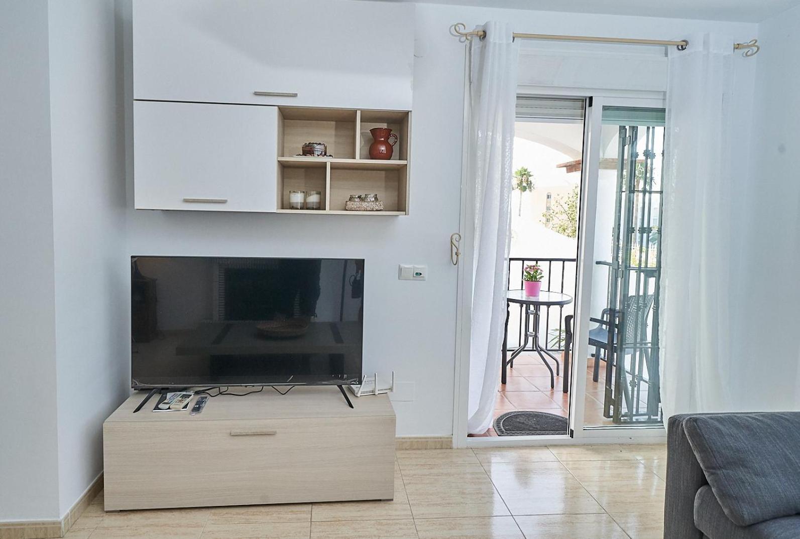 Villa Pura - Private Jacuzzi & Heated Pool Nerja Esterno foto