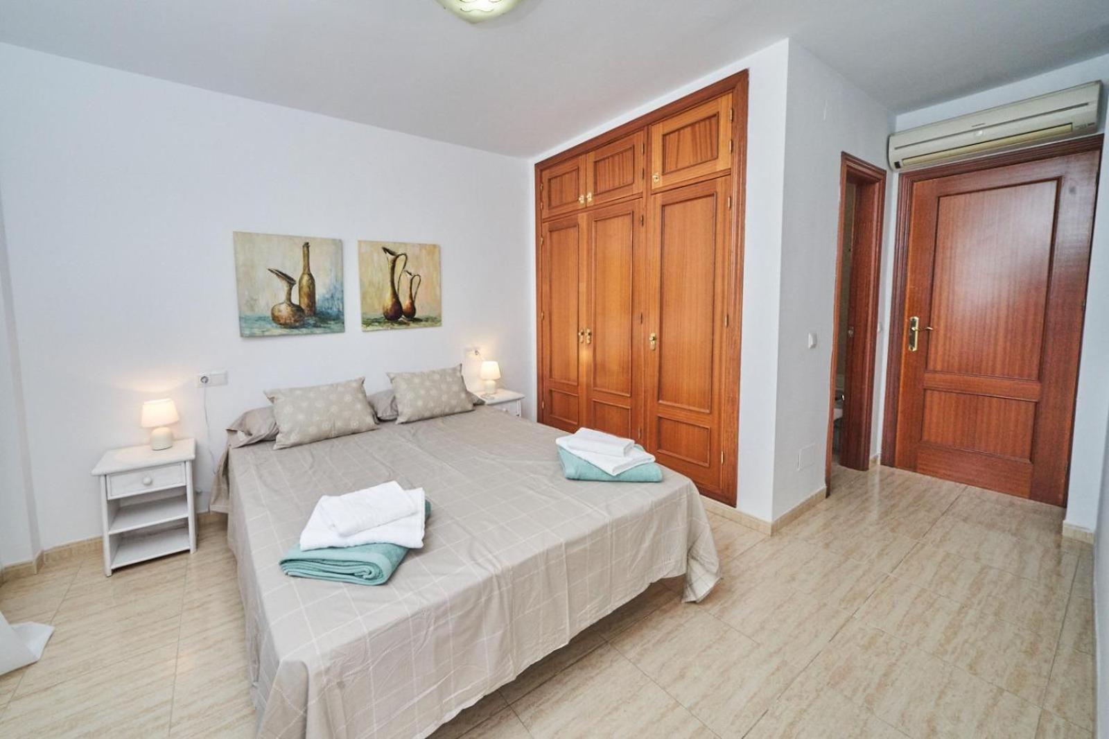 Villa Pura - Private Jacuzzi & Heated Pool Nerja Esterno foto