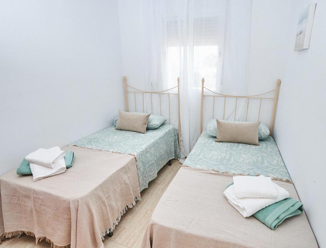 Villa Pura - Private Jacuzzi & Heated Pool Nerja Esterno foto